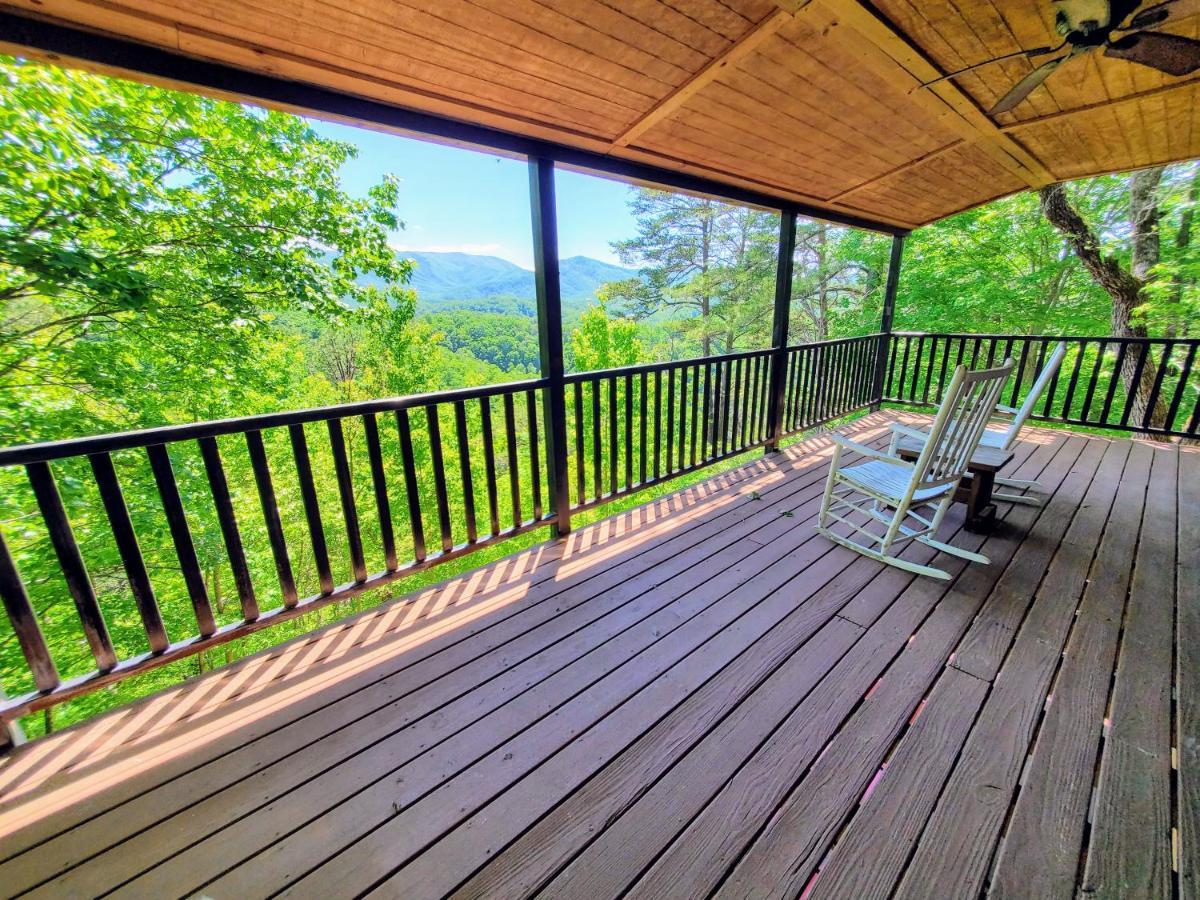 Mountain Ridge Villa Pigeon Forge Exterior photo